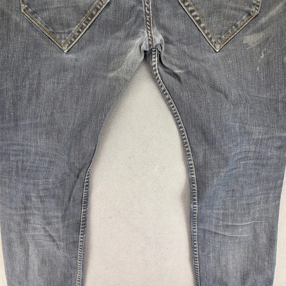 Vintage Levis Engineered Jeans Mens Buckle Back Flap Pocket Zip Fly Fits 32x32